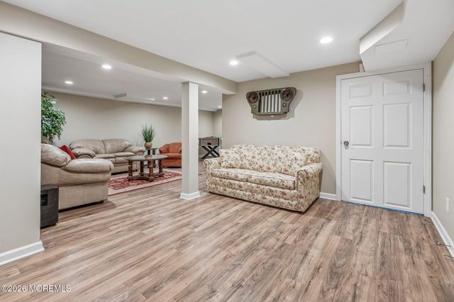 1700 Maxwell Drive, Wall, NJ 07719