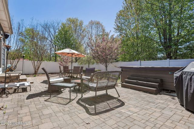 1700 Maxwell Drive, Wall, NJ 07719