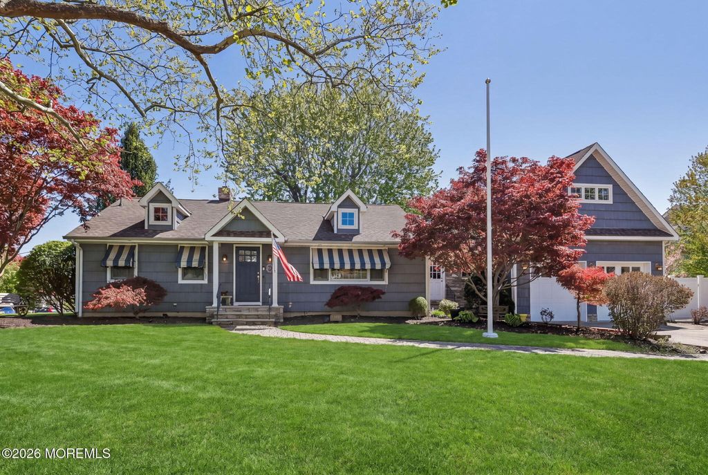 1700 Maxwell Drive, Wall, NJ 07719