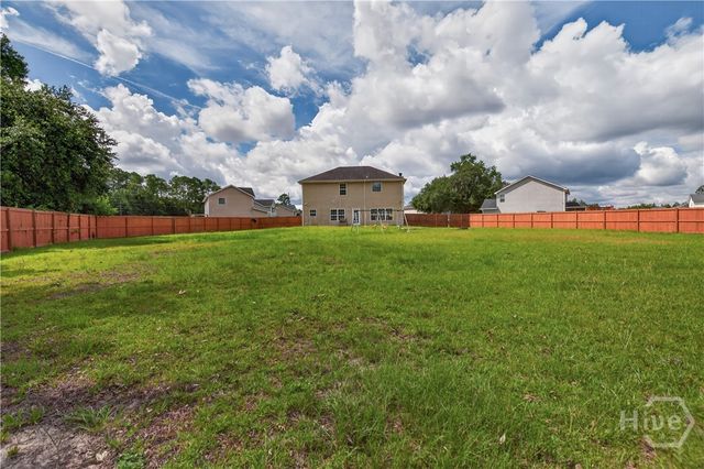 87 Clydesdale Court NE, Ludowici, GA 31316