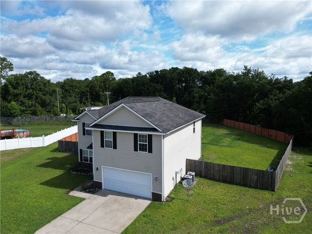 87 Clydesdale Court NE, Ludowici, GA 31316