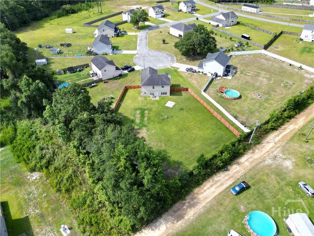 87 Clydesdale Court NE, Ludowici, GA 31316