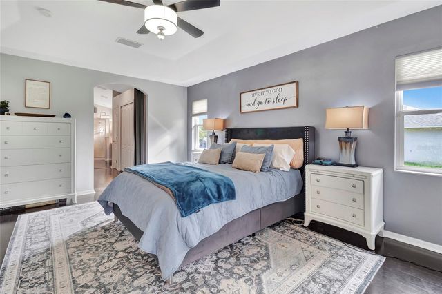 10446 JARDIM DE LARGO STREET, Clermont, FL 34711