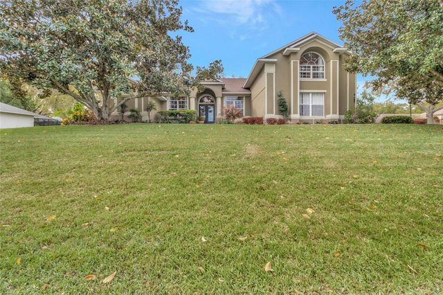 10446 JARDIM DE LARGO STREET, Clermont, FL 34711
