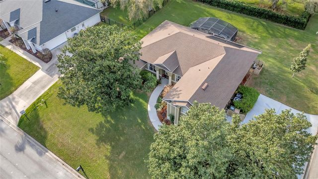 10446 JARDIM DE LARGO STREET, Clermont, FL 34711