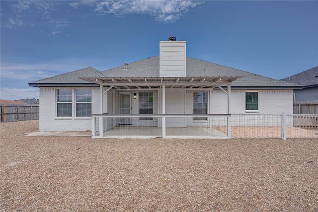 14801 Quarterdeck Dr, Corpus Christi, TX 78418