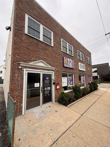 80 E Old Country Road 2 nd Floor, Mineola, NY 11501