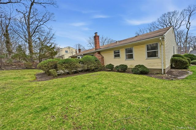 705 Brewster Drive, Port Jefferson, NY 11777