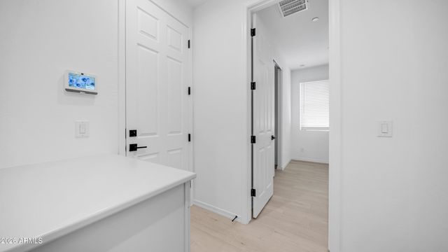 13362 W EAGLE FEATHER Road, Peoria, AZ 85383