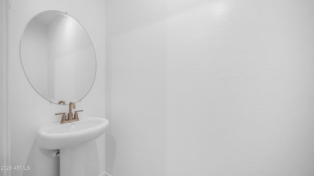 13362 W EAGLE FEATHER Road, Peoria, AZ 85383