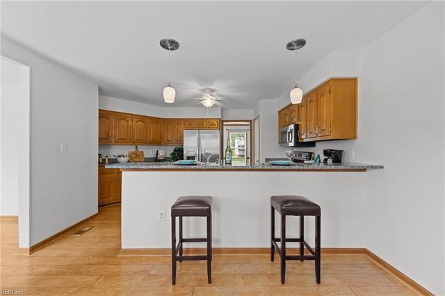 805 Union Forge LN, Chesapeake, VA 23322