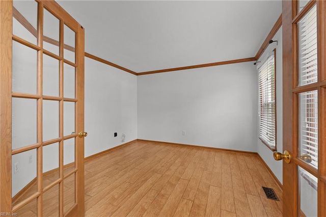 805 Union Forge LN, Chesapeake, VA 23322