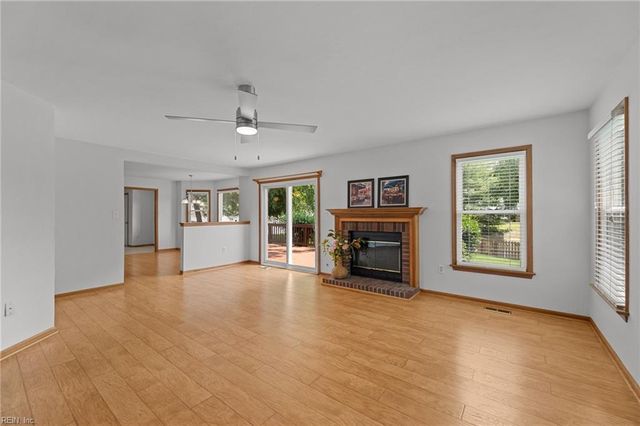 805 Union Forge LN, Chesapeake, VA 23322