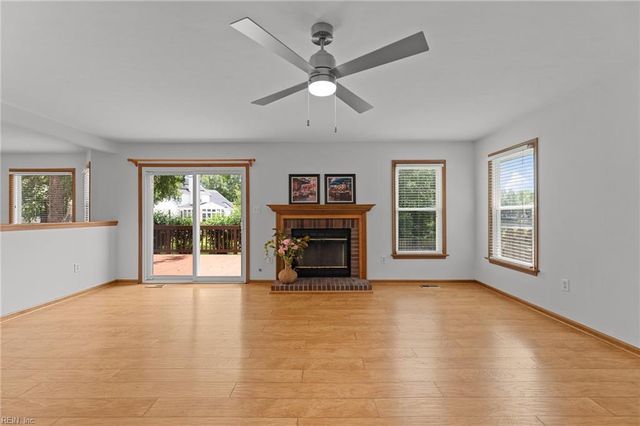 805 Union Forge LN, Chesapeake, VA 23322