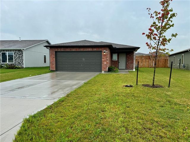 37791 W 207th Terrace, Edgerton, KS 66021