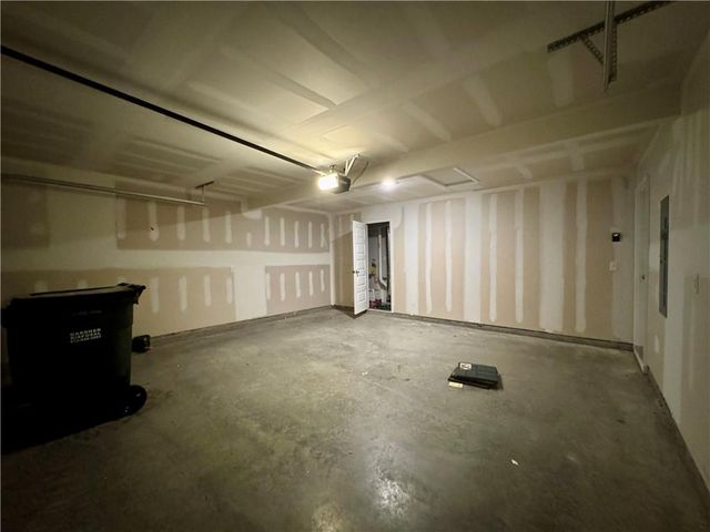 37791 W 207th Terrace, Edgerton, KS 66021