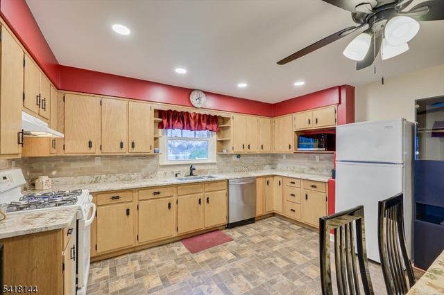 1812 Woodland Ave, South Plainfield Boro, NJ 07080