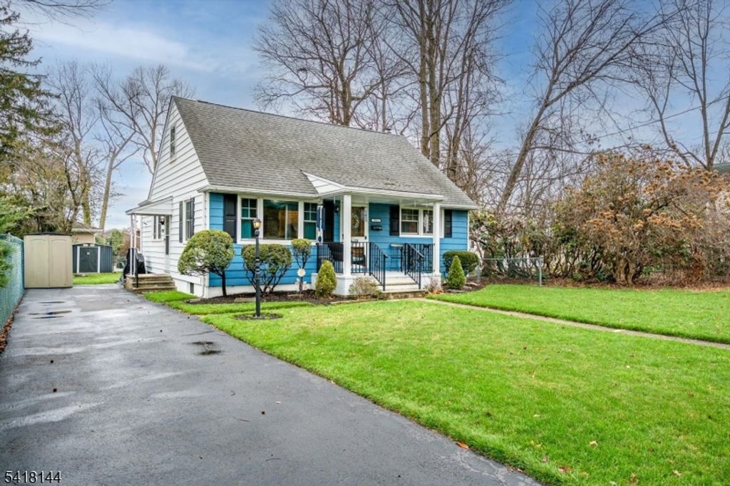 1812 Woodland Ave, South Plainfield Boro, NJ 07080