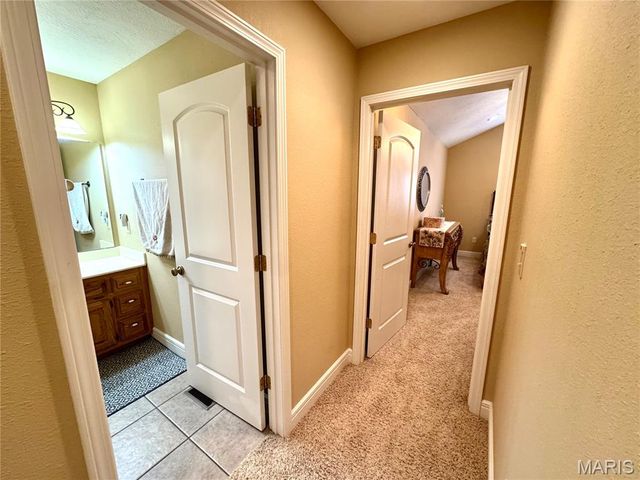 2206 Cherry Blossom Cir. Circle, Lebanon, MO 65536