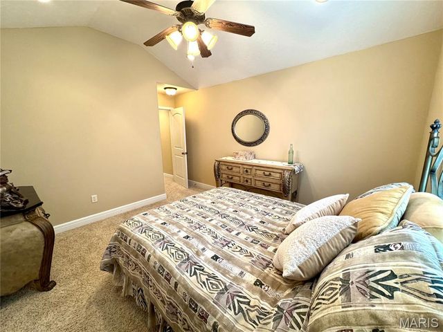 2206 Cherry Blossom Cir. Circle, Lebanon, MO 65536