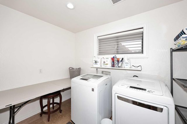 8176 E Del Barquero Drive, Scottsdale, AZ 85258