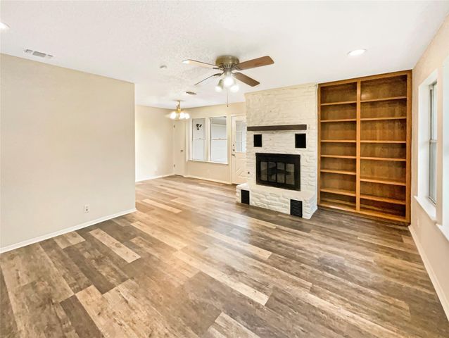 6234 Hillston DR, Austin, TX 78745
