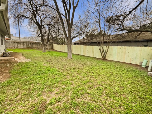 6234 Hillston DR, Austin, TX 78745