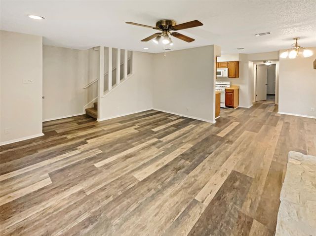 6234 Hillston DR, Austin, TX 78745