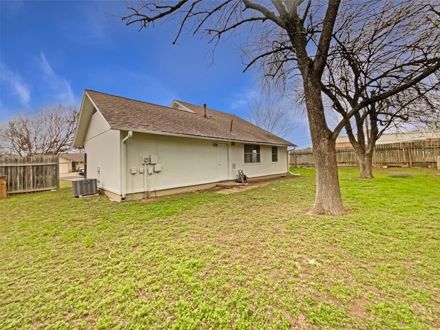 6234 Hillston DR, Austin, TX 78745