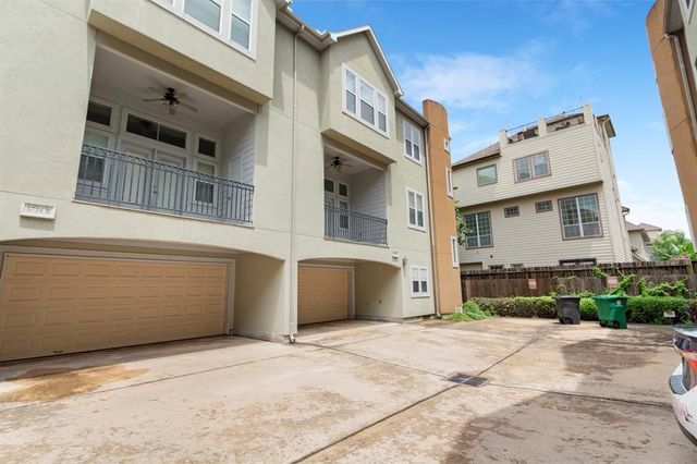 5734A Kansas Street, Houston, TX 77007