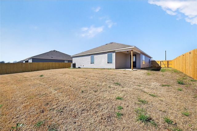 2708 Bass Street, Pea Ridge, AR 72751