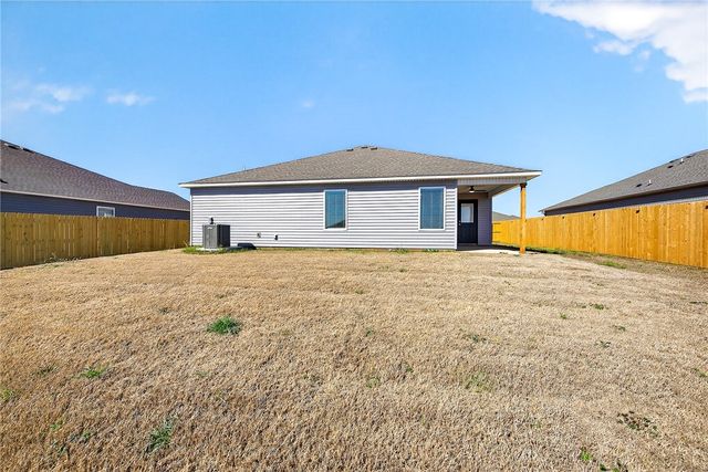 2708 Bass Street, Pea Ridge, AR 72751