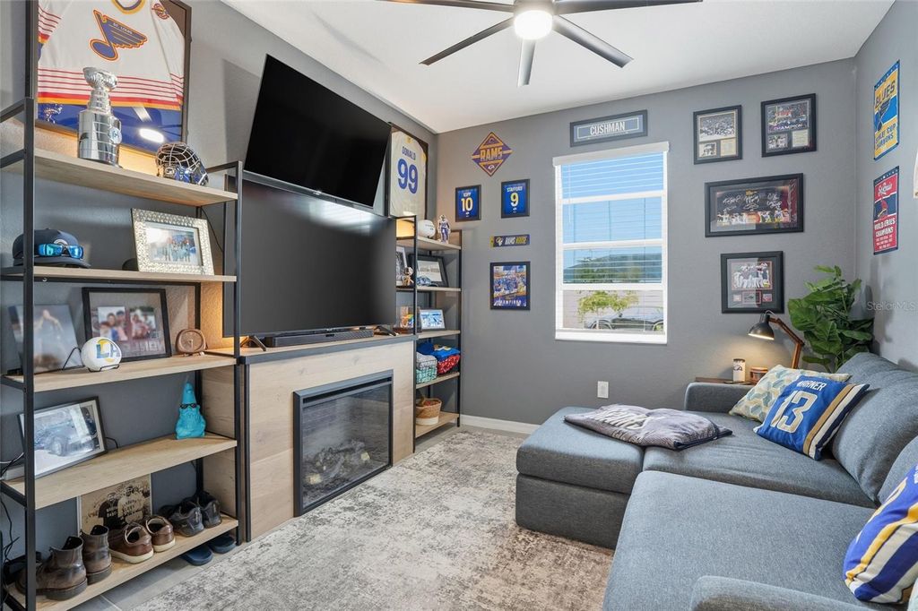 Image 17 of property listing at 17541 PALMETTO PASS LANE, Punta Gorda, FL 33982