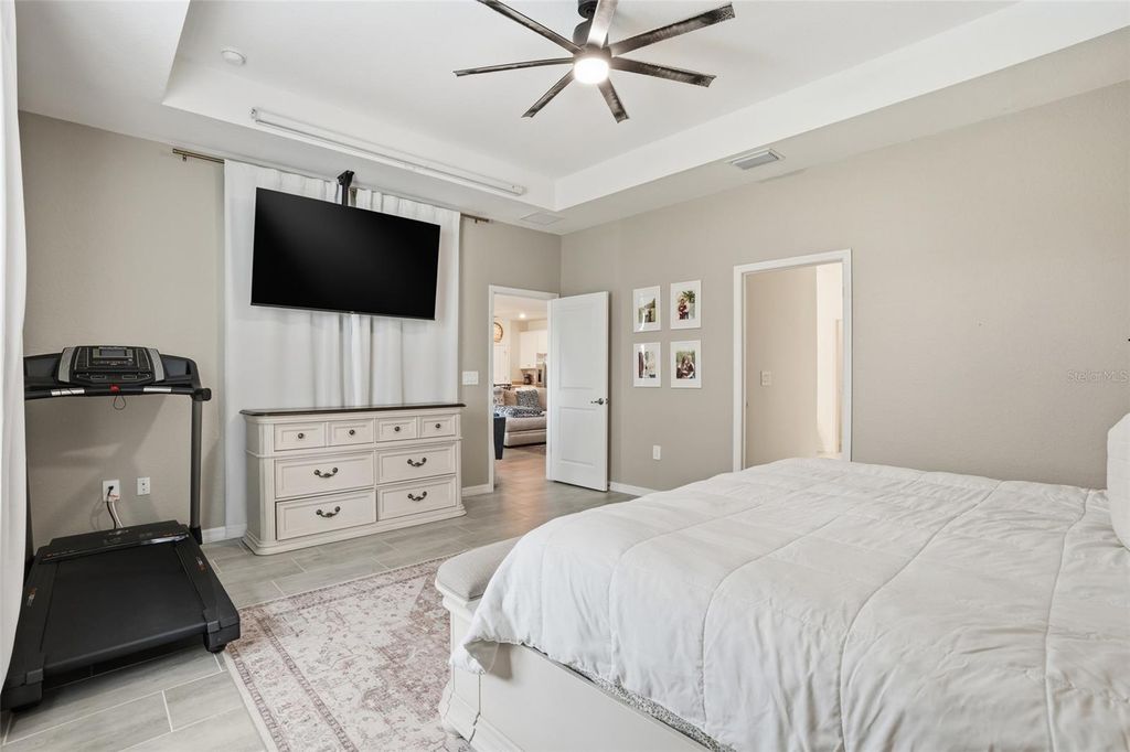 Image 19 of property listing at 17541 PALMETTO PASS LANE, Punta Gorda, FL 33982