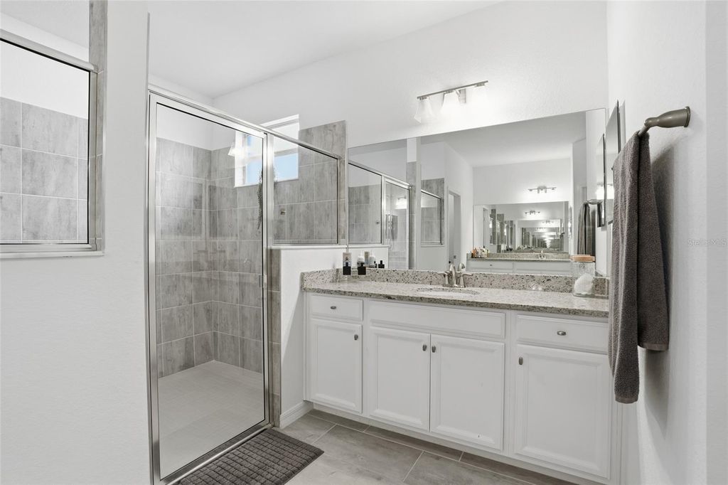 Image 20 of property listing at 17541 PALMETTO PASS LANE, Punta Gorda, FL 33982