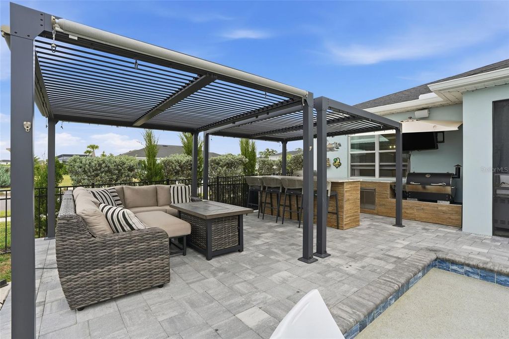 Image 3 of property listing at 17541 PALMETTO PASS LANE, Punta Gorda, FL 33982