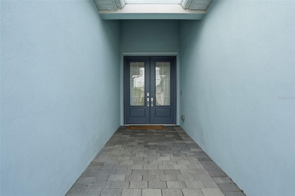 Image 8 of property listing at 17541 PALMETTO PASS LANE, Punta Gorda, FL 33982