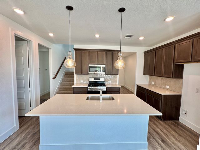 1356 Orange Blossom Court, Gainesville, TX 76240