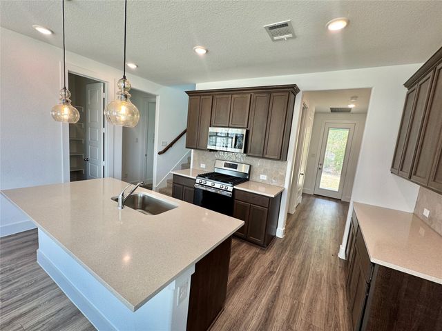 1356 Orange Blossom Court, Gainesville, TX 76240