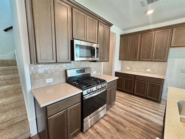 1356 Orange Blossom Court, Gainesville, TX 76240