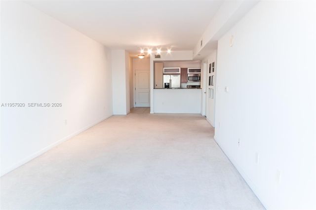 7350 SW 89th St 1203S, Miami, FL 33156