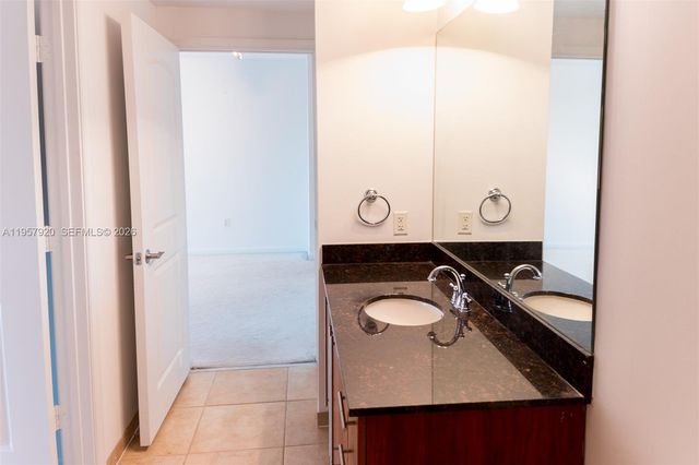 7350 SW 89th St 1203S, Miami, FL 33156