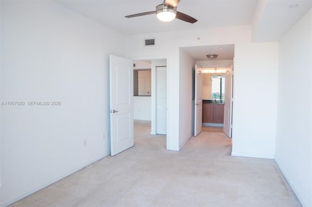 7350 SW 89th St 1203S, Miami, FL 33156