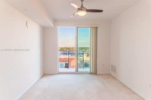 7350 SW 89th St 1203S, Miami, FL 33156