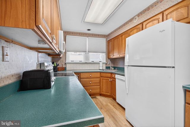 5 HENLOPEN AVE, Rehoboth Beach, DE 19971