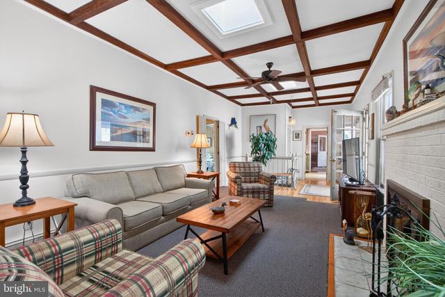 5 HENLOPEN AVE, Rehoboth Beach, DE 19971