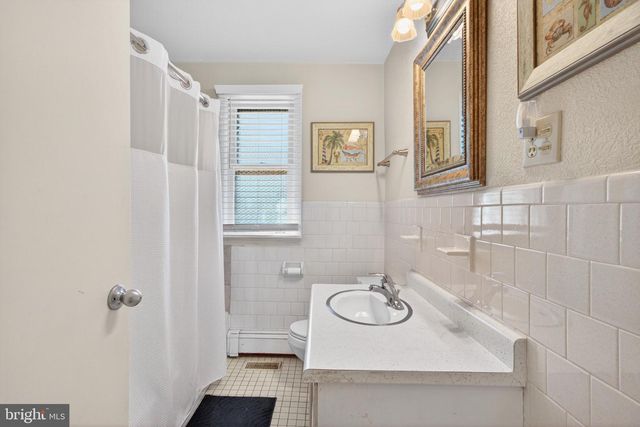 5 HENLOPEN AVE, Rehoboth Beach, DE 19971
