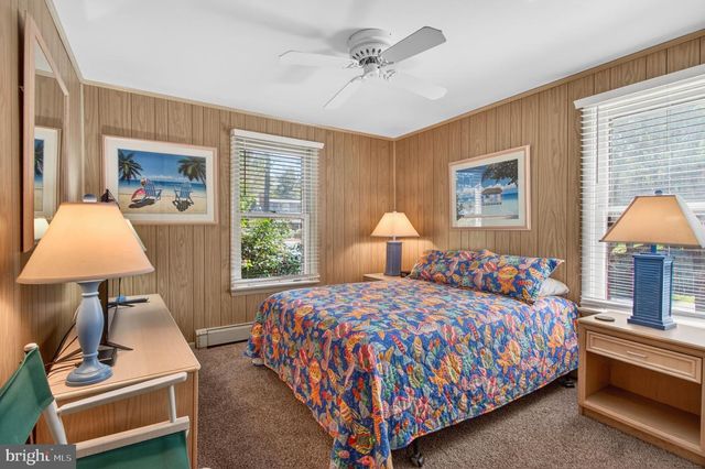 5 HENLOPEN AVE, Rehoboth Beach, DE 19971