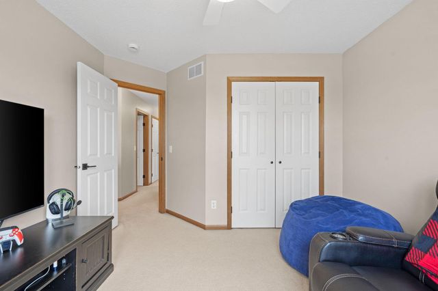 8018 Greenbriar Lane, Woodbury, MN 55125