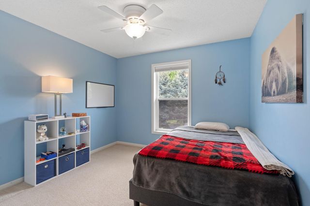 8018 Greenbriar Lane, Woodbury, MN 55125